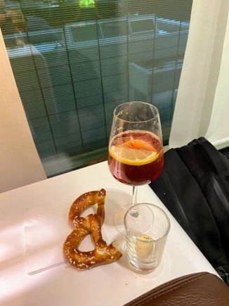At first, I started with the Avionic drink and a pretzel