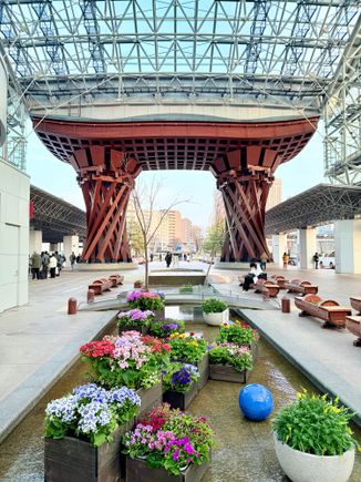 Cool architecture of Kanazawa station