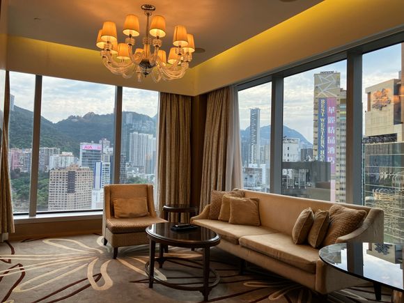 Executive suite living room 