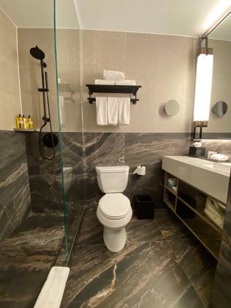 Small but functional bathroom 