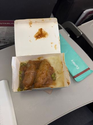 Hello from a Qantas domestic breakfast flight (6am departure) where I have been treated to bangers and mash