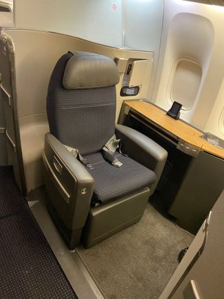 American Flagship First Seat2A 