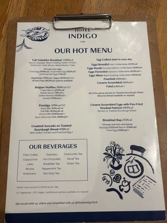 Above buffet + 1 choice from the cook to order à la carte menu is inclusive for those