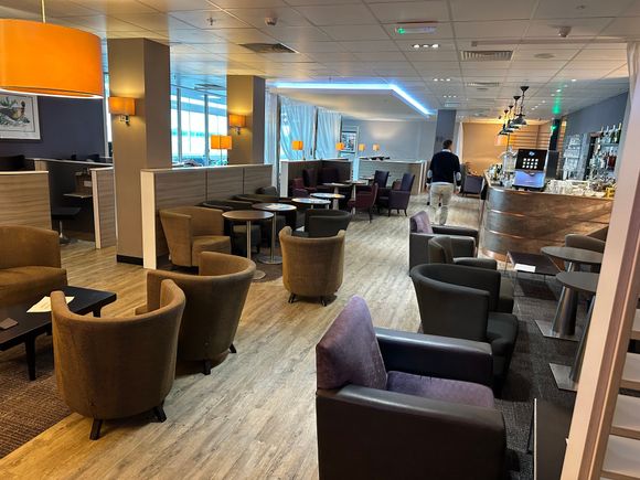 Aspire plus lounge newcastle