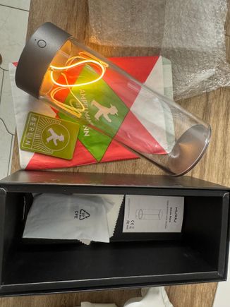 Another cute battery powered lamp thing- I think this will go well in my bathroom. The magnet is already on my fridge 
