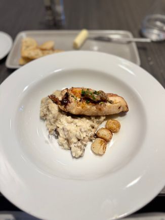 The carmaelized onions and chicken mix is the best! Winner in my view out of the mains.