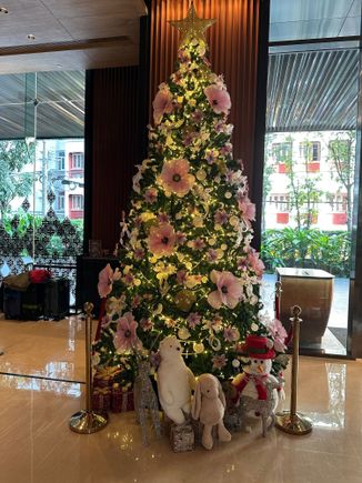Hyatt Regency Bangkok in main lobby