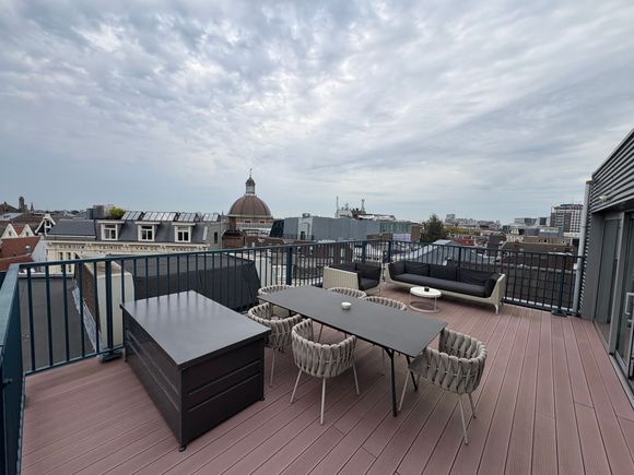 Another angle of the terrace