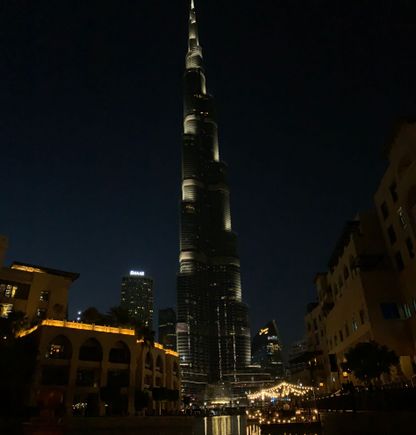 Look at my Burj Khalifa (photo)