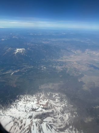 overhead Mount Shasta (14,180 ft) at FL340