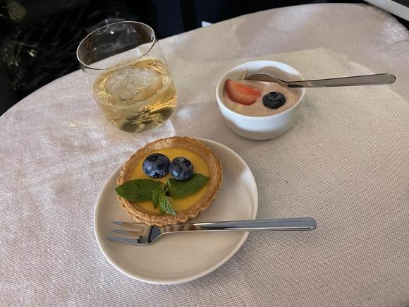 AY HEL-JFK dinner, dessert