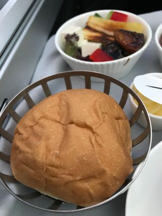  Bread roll and starter which I didn’t eat.