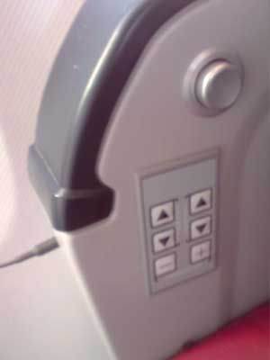Seat recline &amp; entertainment control, Single 3.5" stereo audio jack