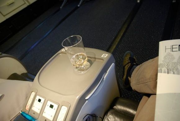 PDB. Row 9 of UA's p.s. 752 (2004-2012? configuration)
Photo taken on December 8, 2007