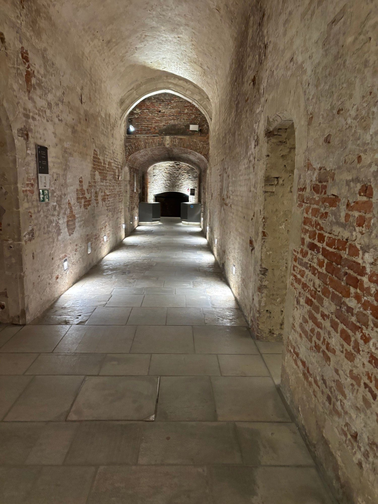 Another corridor in Coudenberg.