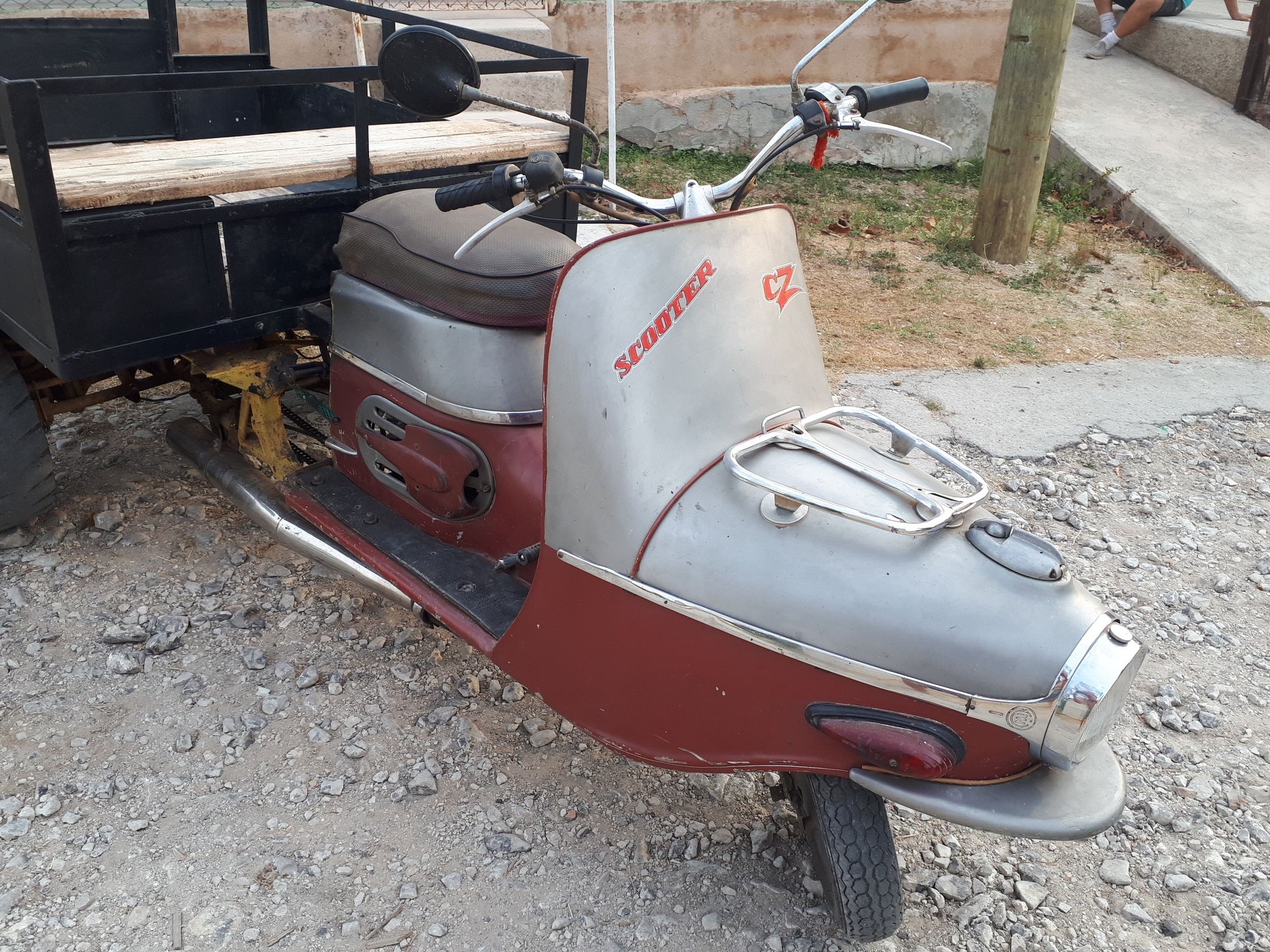 Cubanized scooter
