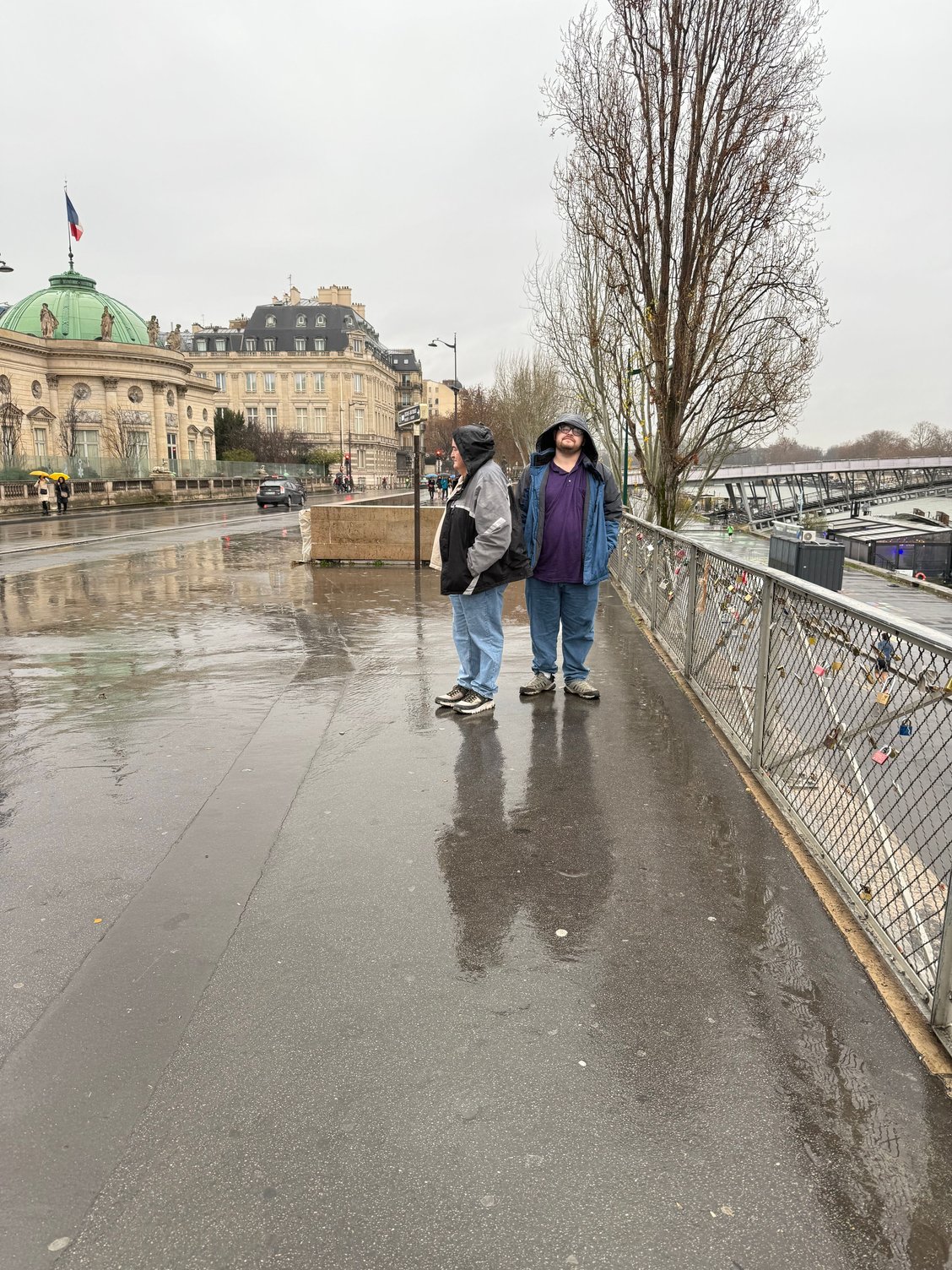 DH and DS by the Seine.