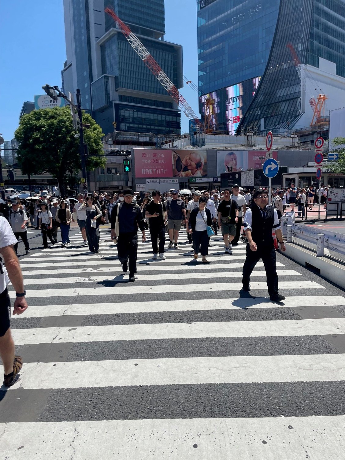 Crossing the Shambles.  Less hectic than yesterday.