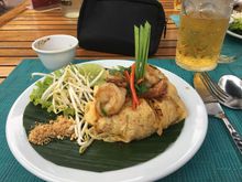 Phad Thai in egg basket