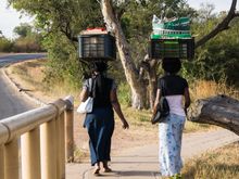 Look ma, no hands! (Victoria Falls, Zimbabwe)
