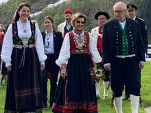 The Queen and entourage at the glacier museum 
