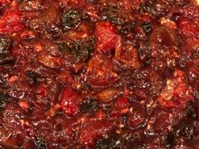 
This is what the filling looked like before the top crust went on. DH and DS2 have now had pieces with vanilla ice cream and LOVED it ...makes me very happy :D