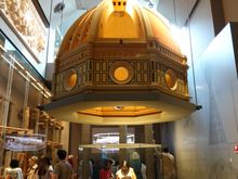 The opera museum has a model showing how the cupola was constructed
