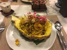 Pineapple rice ...slightly curried