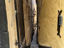 The narrowest street in Stockholm 