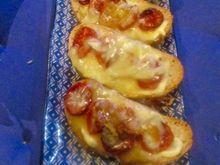 Bread, cheese, tomato - lunch