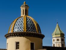 Vettica Maggiore ('bursting bladders') had a donkey team transporting construction materials down to some reno site. It also had one of those 'only in Italy' marvels: someone had placed a fully set dinner table out onto a rooftop there. Outstanding!  *Be sure to also check out the vista from its S. Gennaro church square, with Positano across the bay and Mt. Lattari Mountains national park just above. 
