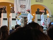 Two pictures of dancers with drinks on the heads!  Working their way into becoming waiters and waitresses I guess.