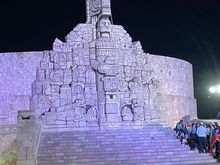 Paseo de Montejo ends in the monument which is very interesting and you could spend an hour reading and looking at the detail