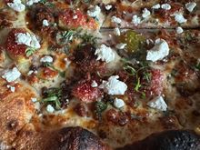 Fantastic fig pizza