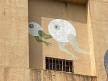 In the vicinity, not actually part of the Pier 2 Art Centre. Lots of art in the region