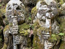 These 2 are playing clarinets 