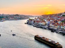 Sunset from top deck of Luis I bridge 