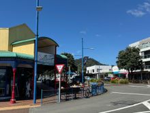 Note the Sea Breeze Cafe in Picton where we will have breakfast tomorrow.