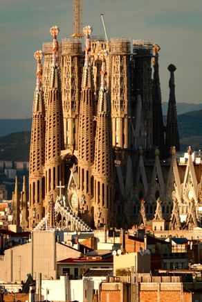 La Familia Sagrada (zoomed in)