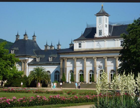 Palace garden near Dresden