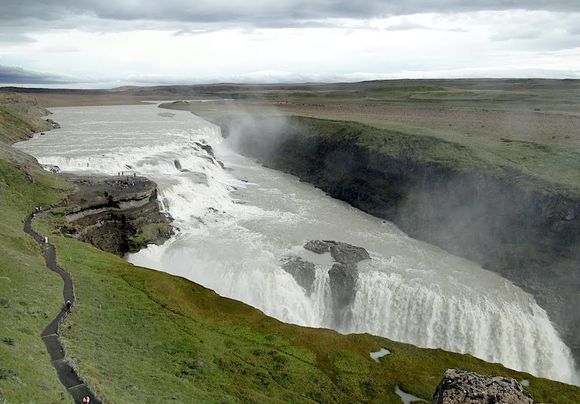 Note how the water fall  drops down and then turns RIGHT and drops again.

Go  down to the lower level also gruezi.