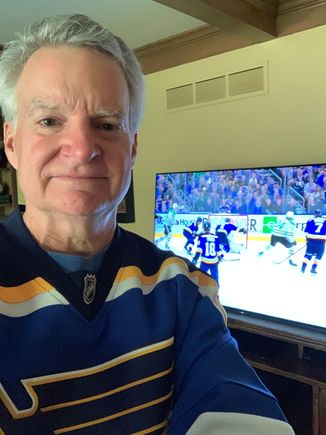 This was me at the start of yesterday’s Blues game (ice hockey, gruezi). But I was not smiling at the end...