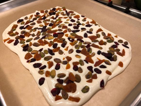 
Just waiting for this to cool.  If everything tastes right and the chocolate looks shiny I will make more tomorrow and start putting it in cellophane bags. 

