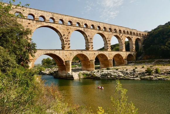 Pont du Gard - an ancient Roman aqueduct and engineering marvel built w/o mortar viva 40-60AD