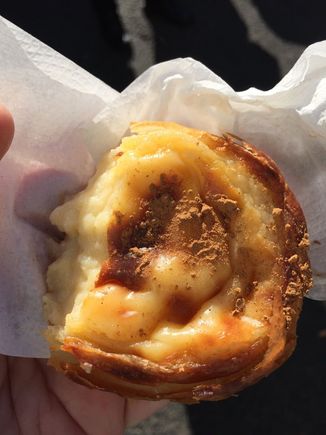 My proof that I ate these too.  Best thing in Portugal, except for port wine. 