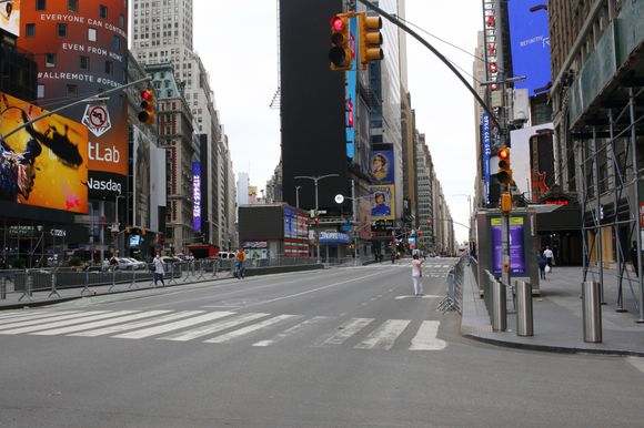 From June 2nd, combo of George Floyd riots and pandemic:  Times Square at noon . . . 
