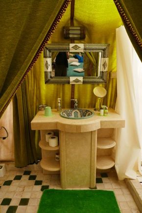 And our bathroom - shower to the left, toilet to the right! 