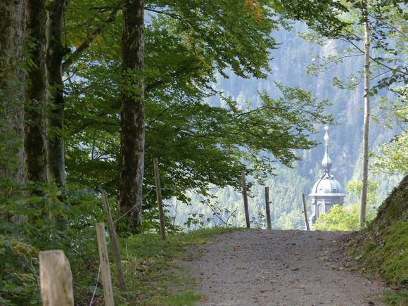 The path onwards to Oberammergau