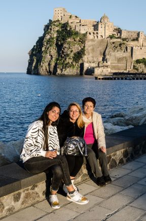 Mom and adult daughters. Like Veronique, they were daytrippers from Naples.
