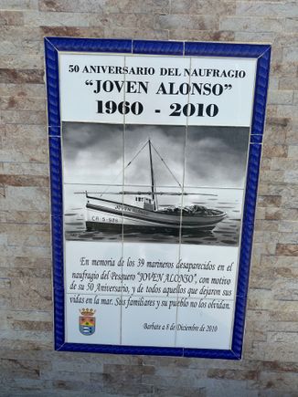 Monument to 39 Barbate fishermen who disappeared in a maritime disaster in 1960; the names are listed on the back; many bear the same family names